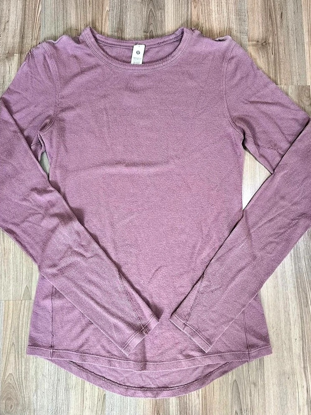 Lululemon Hold Tight Long-Sleeve Shirt in Purple Size 6